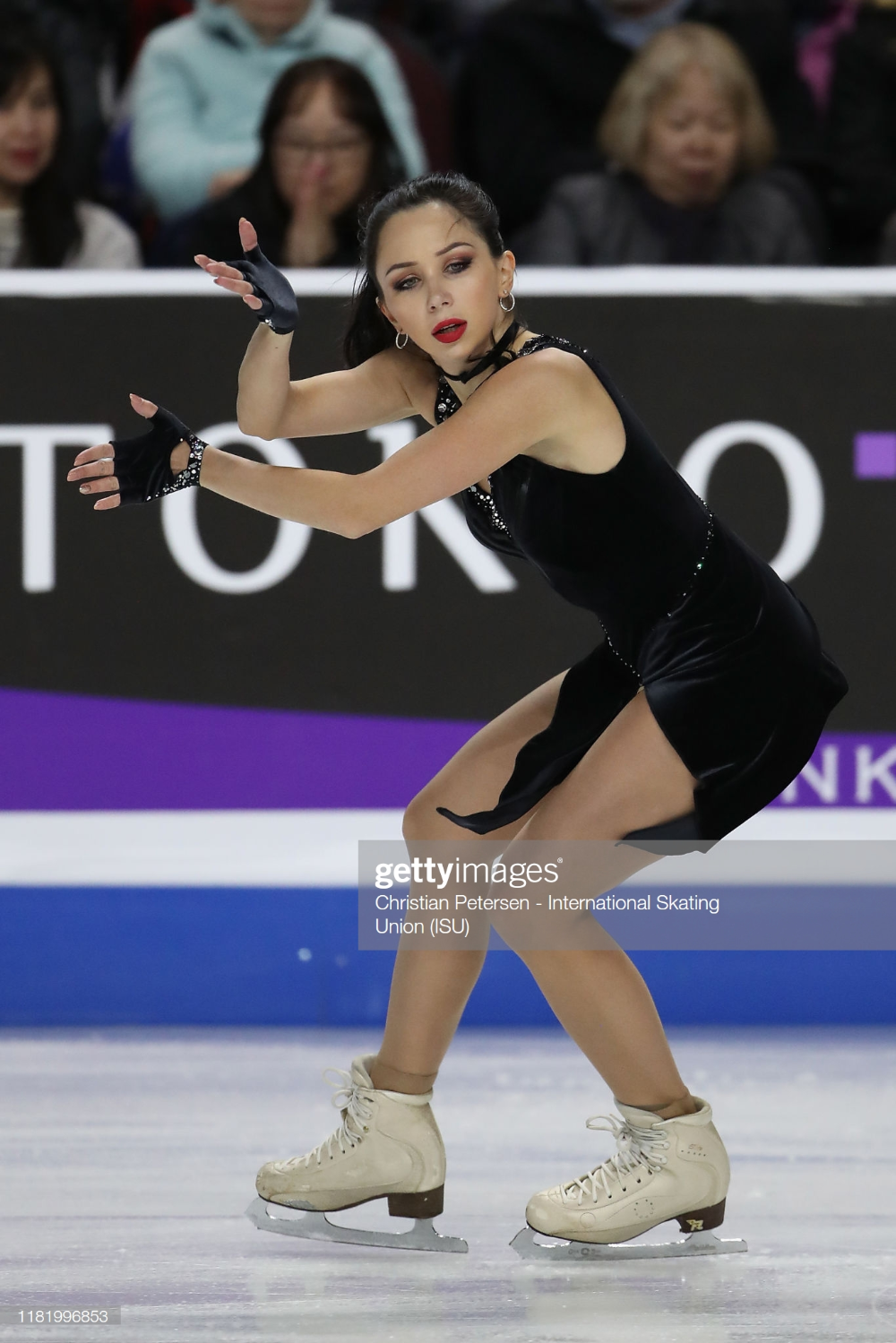 1000x1499  Фотографии - 2021 Чемпионат мира (дамы) - фигурирующие фигуристы онлайн