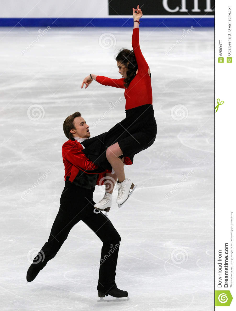 986x1300  Елена Илиньх, Никита Каталапов - Елена Илинье и Никита Катсалапова Фотографии - Зимбио