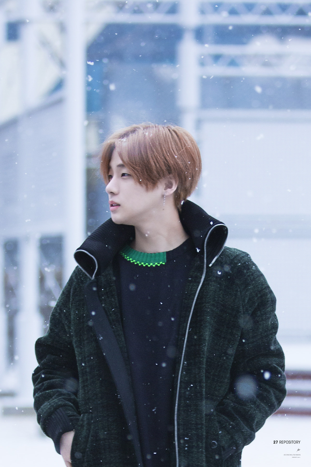 1200x1800  Ким Ю-На поступить в аспирантуру