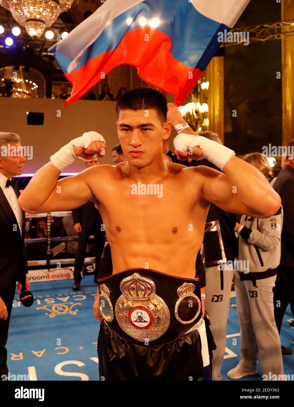 1004x1390  Российский боксер Дмитрий Бивол Новые лучшие лучшие изображения коллекции - SportsGalleries.net