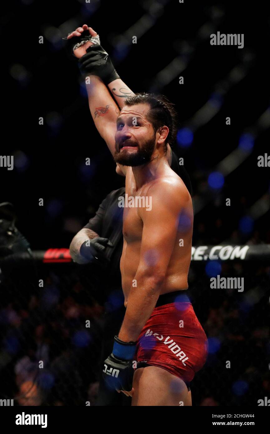 866x1390  Босс UFC Дана Уайт дает зеленый свет для «лучших друзей по поводу врага» между Хорхе Масвидалом и Колби Ковингтоном | Солнце