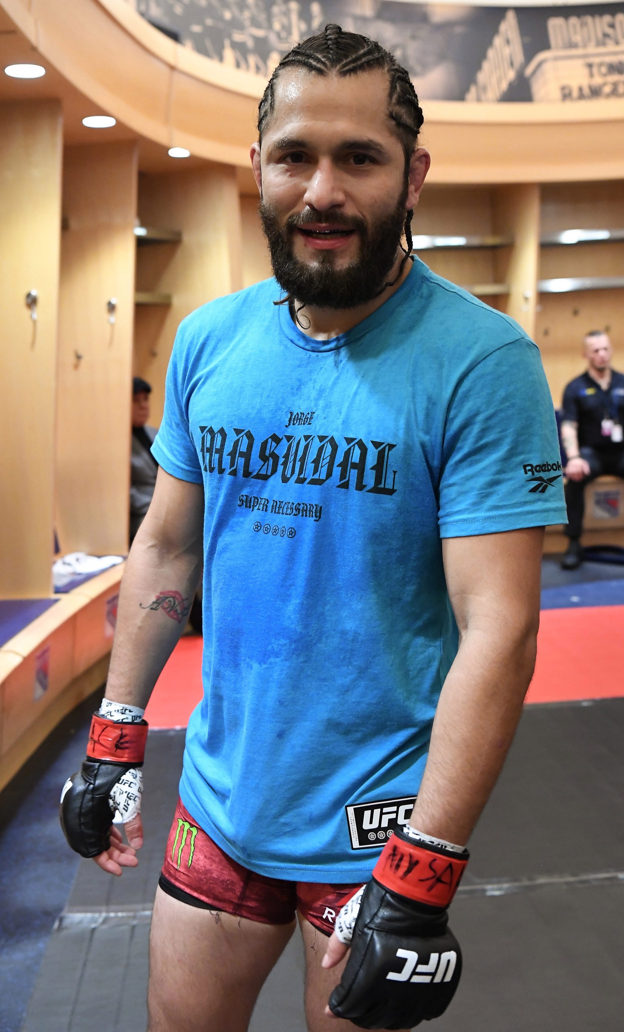 2091x3460  UFC News: Хорхе Масвидал, Конор МакГрегор, UFC 246