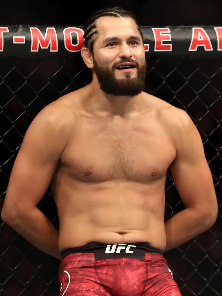 768x1024  MMA Junkie в Твиттере: \ "Даниэль Кормье думает, что это сделает или дири для Хорхе Масвидала против Гилберта Бернса. #Ufc287 | Читать дальше: https://t.co/bjfocwby1 https: //t.co/rtvjo0hkbs \"//"//" Twitter