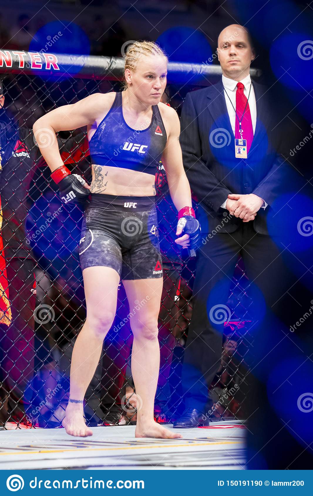 1066x1689  Fangshang Valentina Shevchenko Boxer обои 4 плаката холст плакат на стенах арт -картин