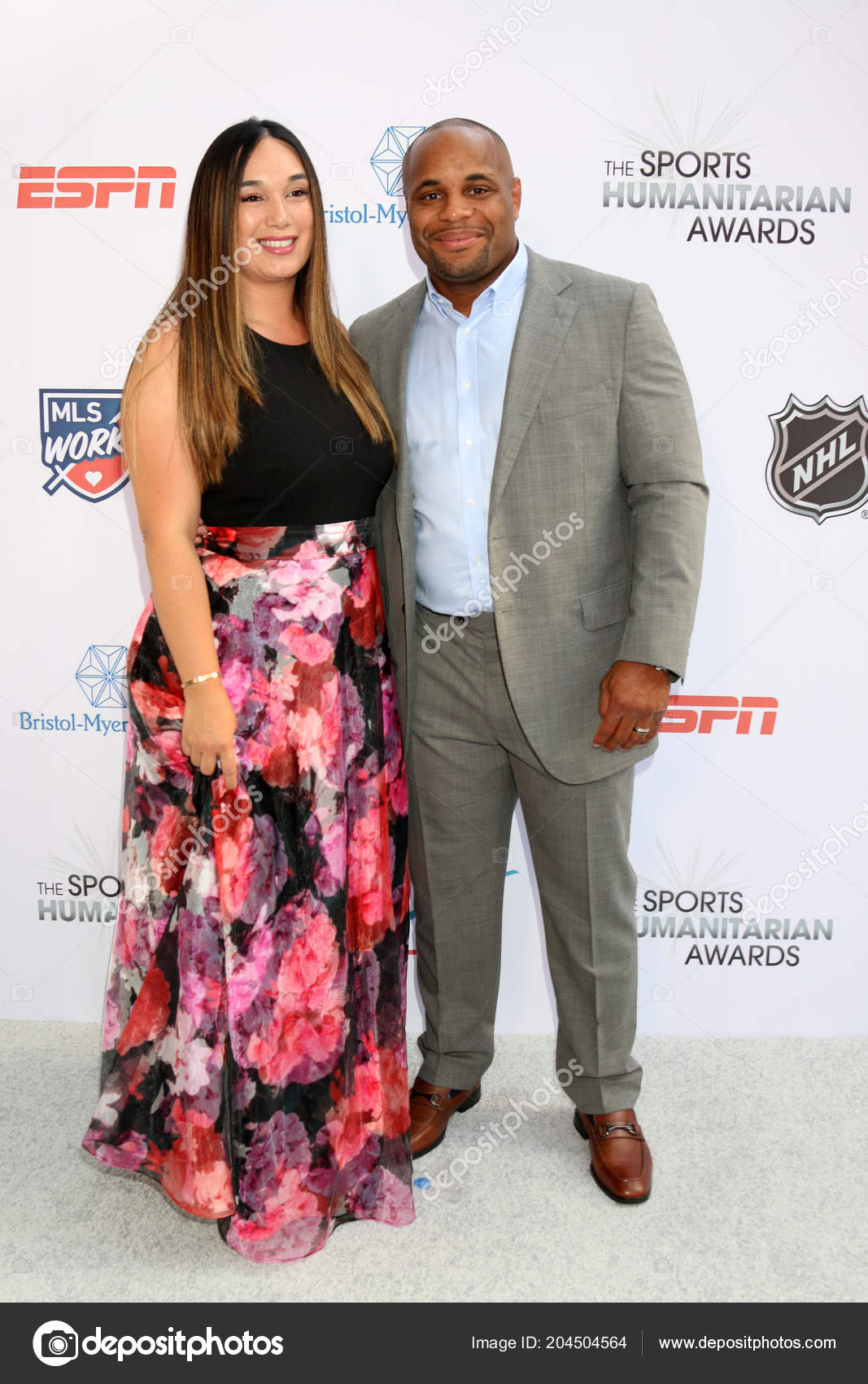 1067x1700  UFC Leaflight Title Lineage | UFC