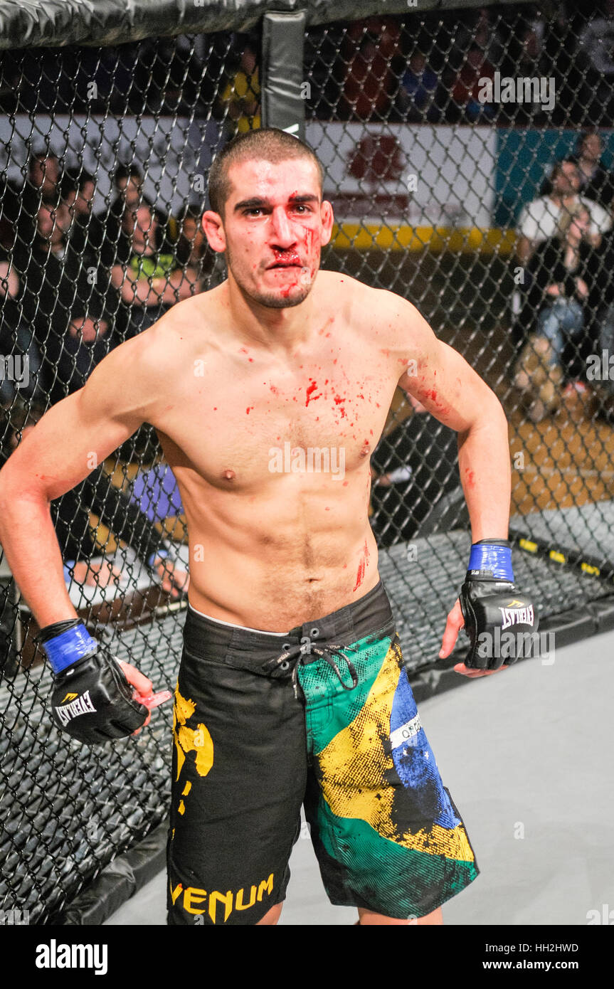 863x1390  MMA Blood Hi -Res stock Photography и Images - Alamy