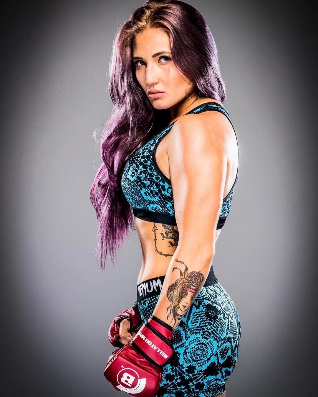 1080x1350  20 самых горячих женских истребителей ММА всех времен