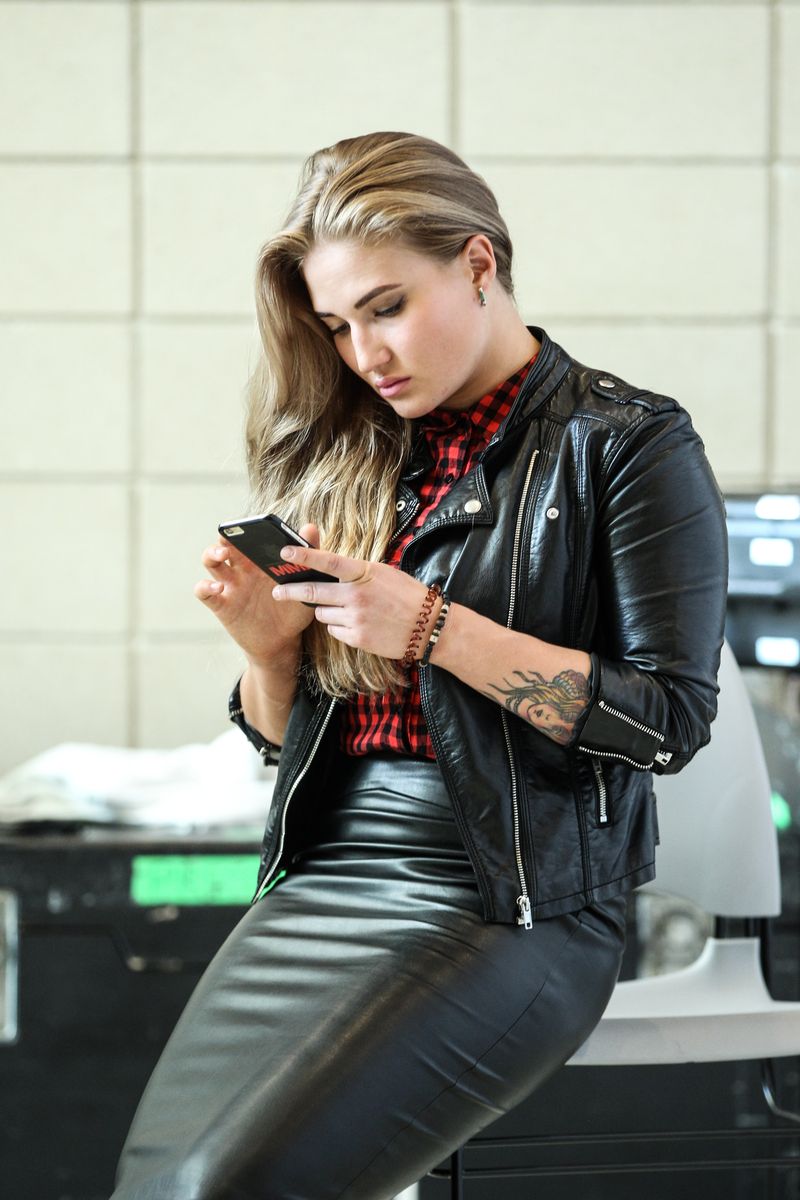 800x1200  Анастасия Янкова подписала 8x10 Фото база coa bellator mma star picture Автограф | eBay