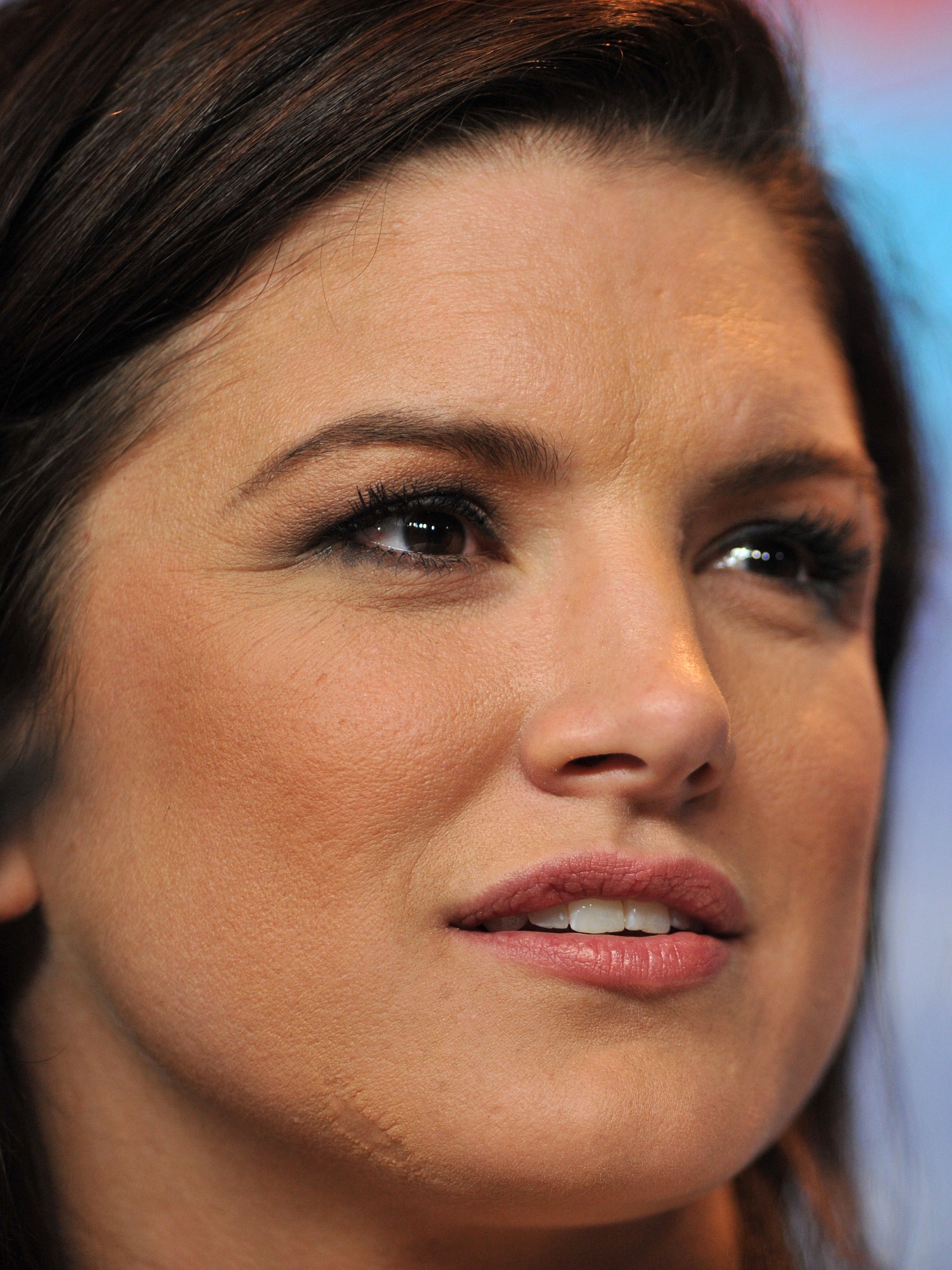 2124x2832  Джина Карано горячие бикини изображены ее самые сексуальные взгляды Дэдпула