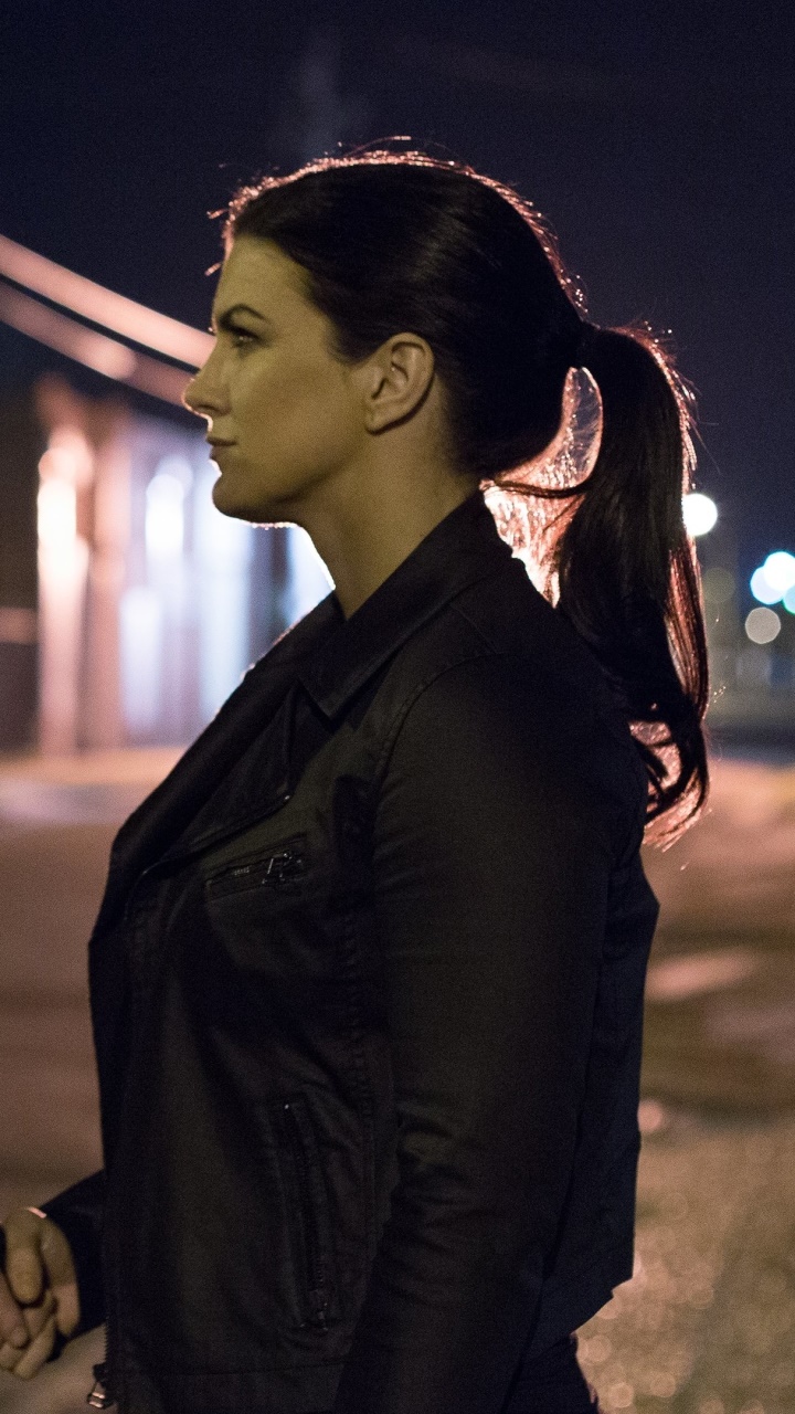 720x1280  Джина Карано для мобильных