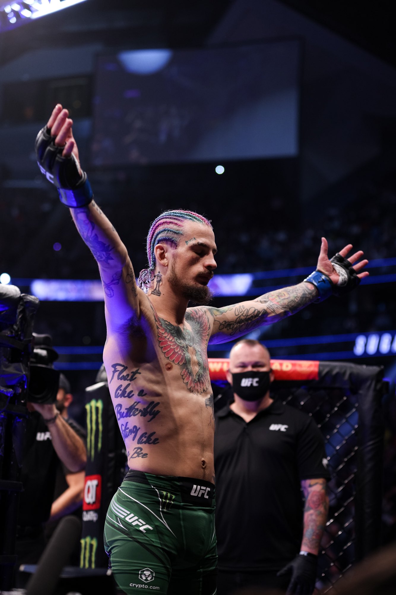 1334x2000  Sugar \ "Шон О'Мэлли подписал UFC 8x10 Фото (PSA COA) | ПРОТИВ