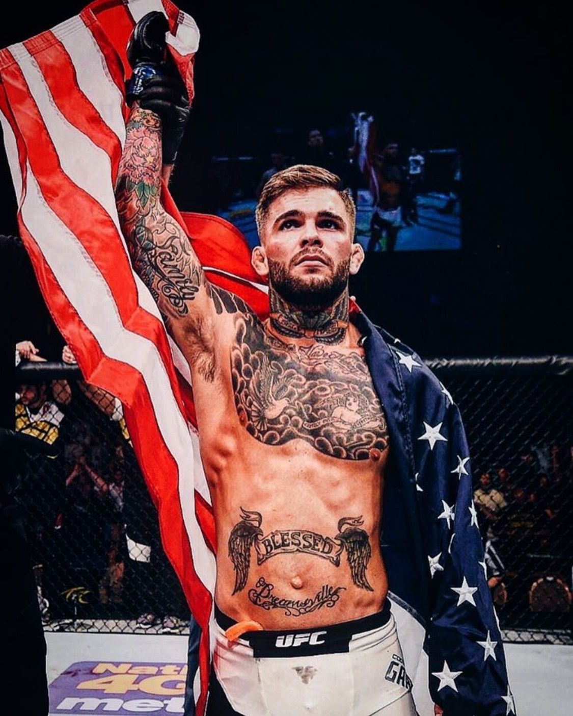 Коди Гарбрандт обои на телефон