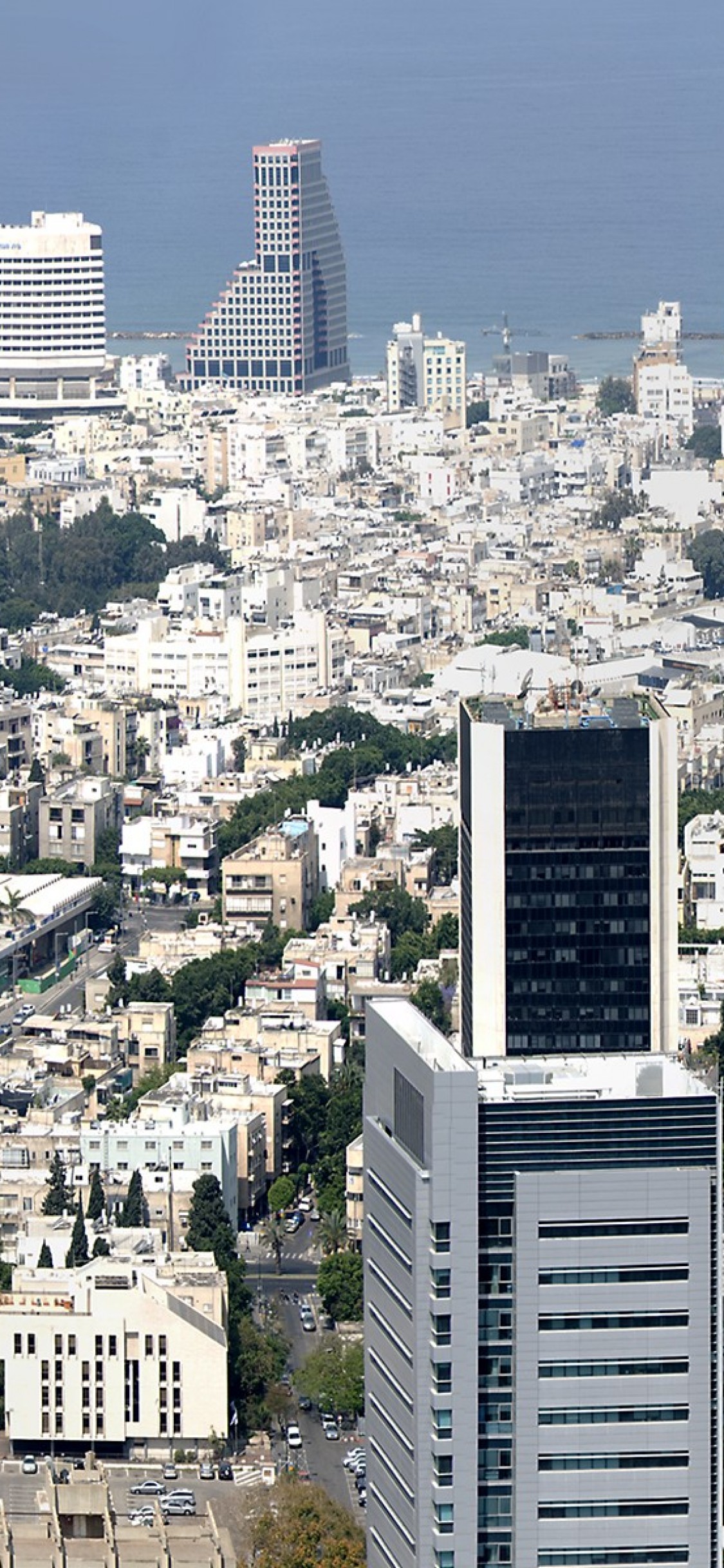 1125x2436  HD обои: Тель-Авив Израиль облака солнечный свет холодная зима облако - небо | Wallpaper Flare 