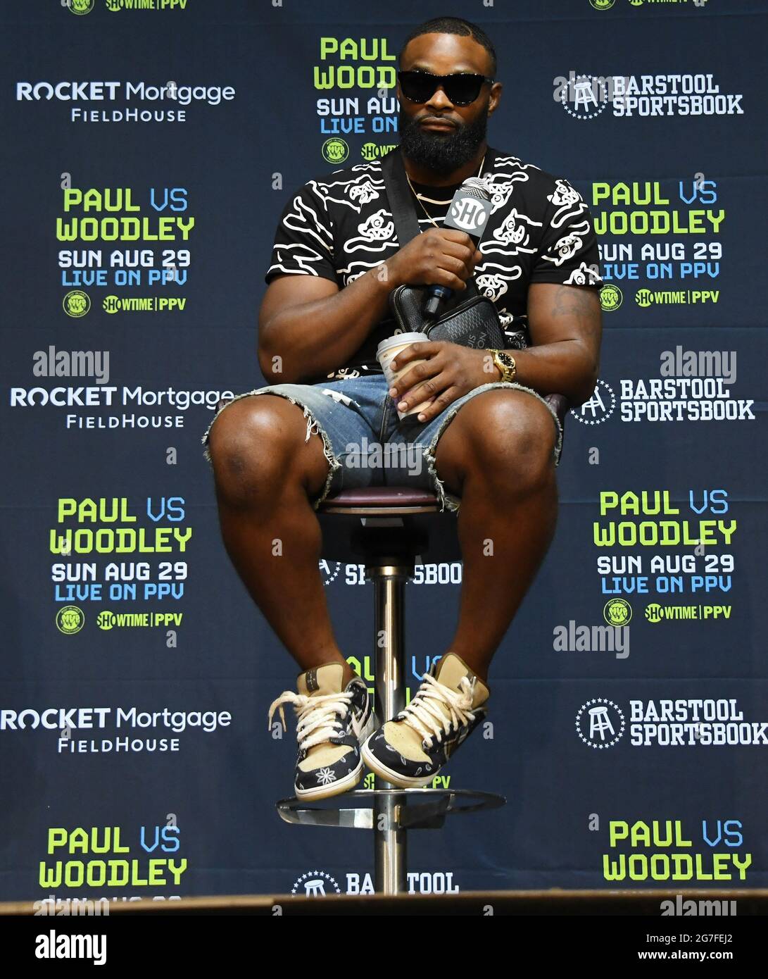 1091x1390  Последние обои Conor McGregor iPhone HD - Ilikewallpaper