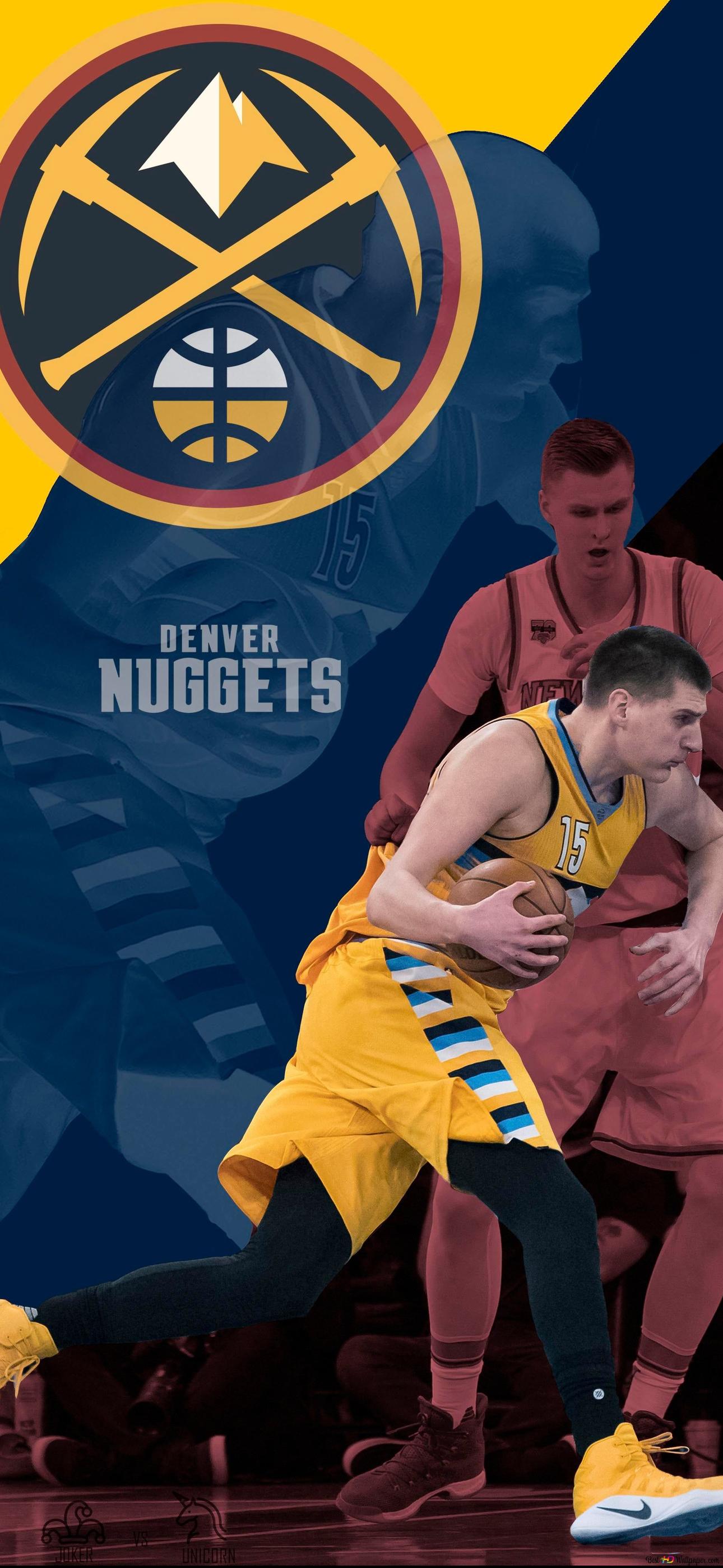 1290x2796  Nikola Jokić und Denver Nuggets Логотип Beim Passieren des Gegnerischen Roten, Gelben, Blauen, Schwarzen Hintergrunds. 2K HINTERGRUNDBILD HERUNTERLADEN