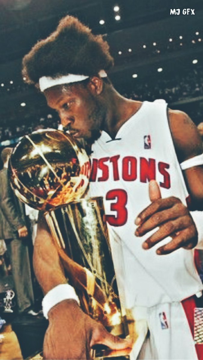 675x1200  Поршни набросок Хейса в качестве первого трио выборов в первом раунде