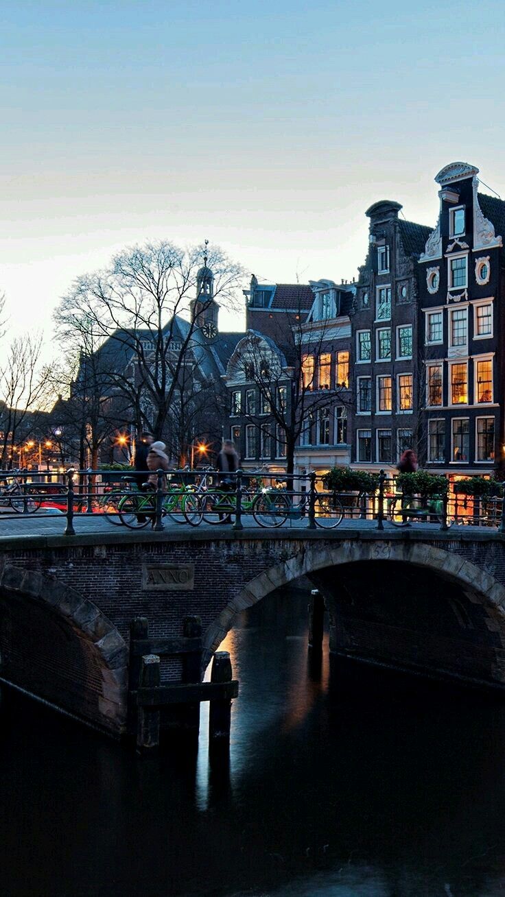 736x1308   Амстердам Обои опубликованы Итаном Каннингемом
