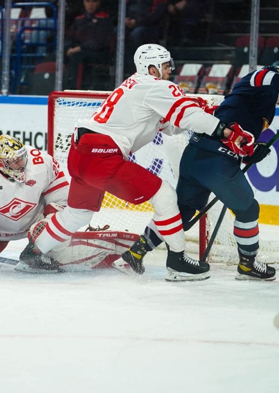 910x1280  Спартак вошел в историю в Магнитигорск