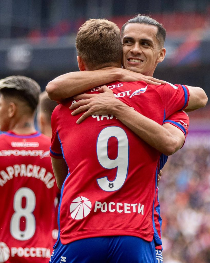 818x1024  Спартак бьет CSKA драматической модой