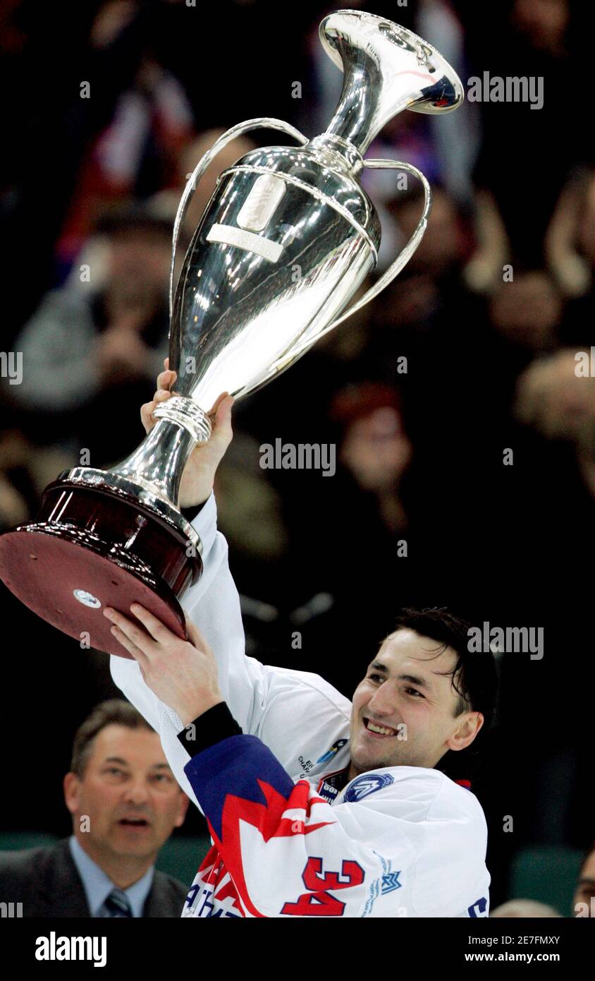 844x1390  Grigorenko Hi -Res stock Photography и Images - Alamy