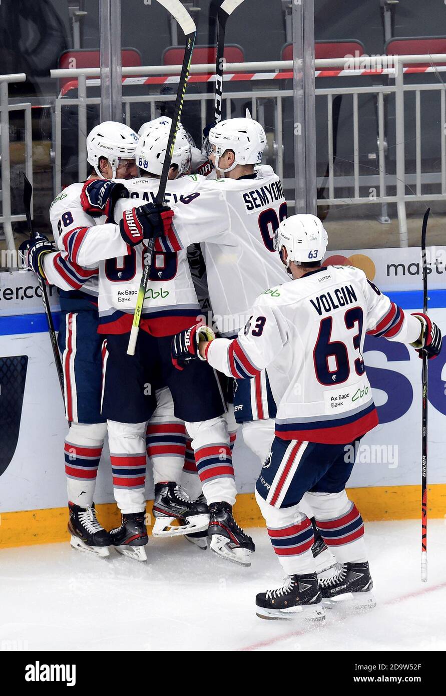 891x1390  Neftekhimik Hi -Res stock Photography и Images - Alamy