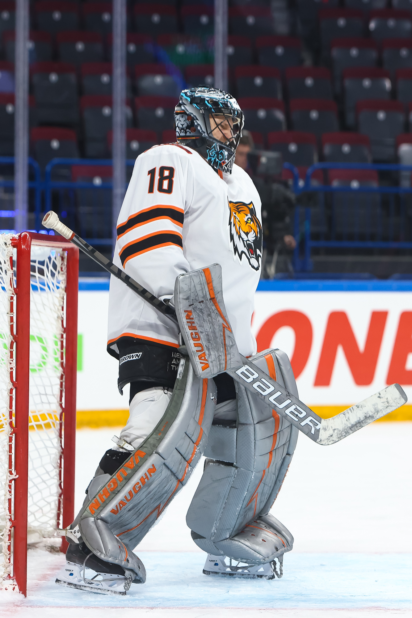 1334x2000  Avtomobilist - Amur 09.08.2022 - Photogallery - Media | Хоккейный клуб \ "amur \"