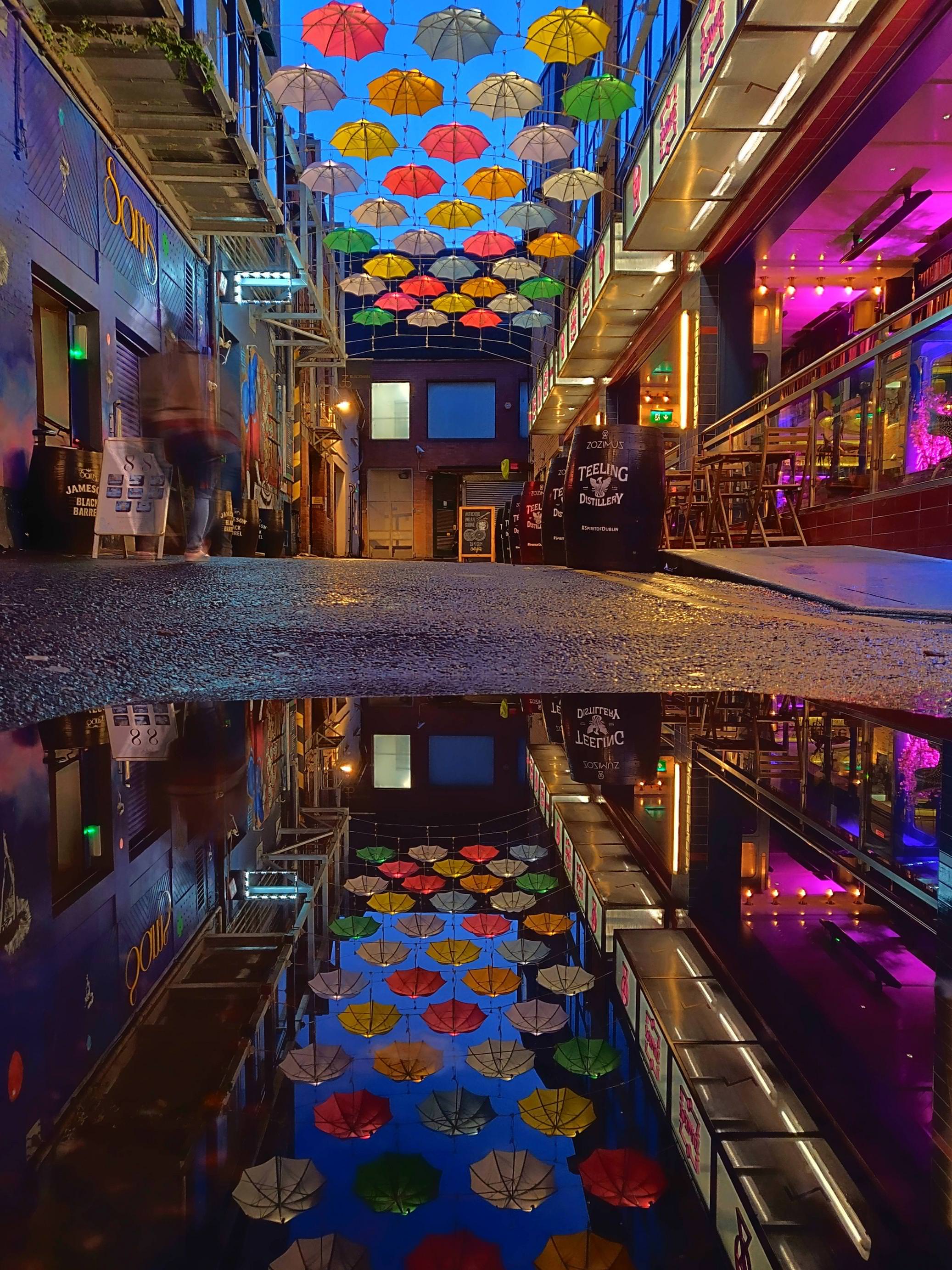 2074x2765   Снято в переулке в Дублине, Ирландия - Imgur