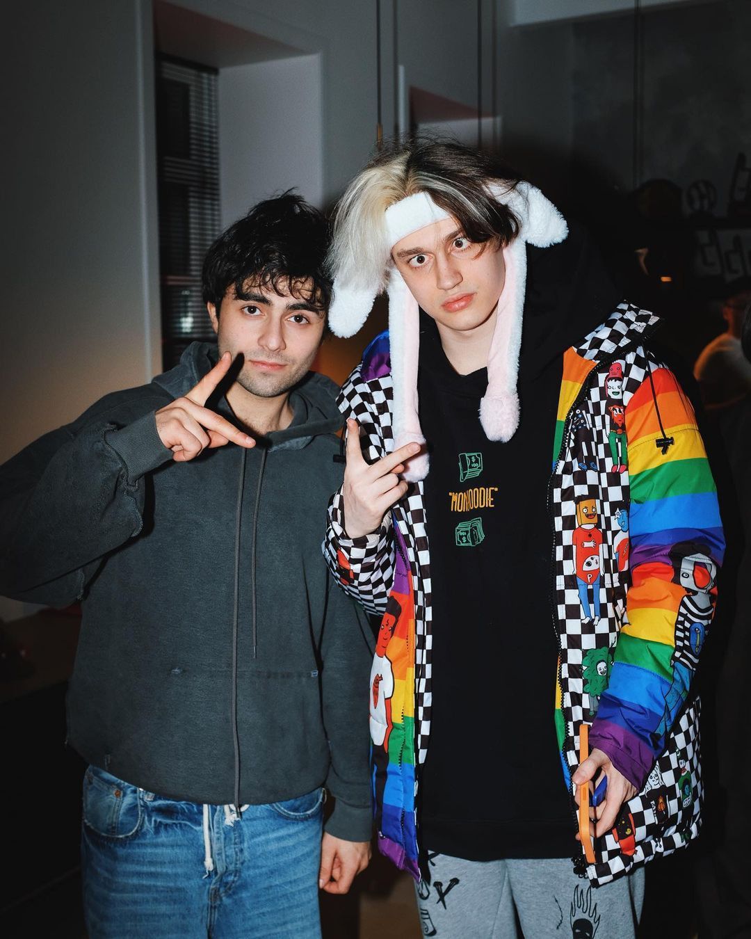 1080x1350  некоглай nekoglai | Крестная фея, Красивые мужчины, Знаменитости