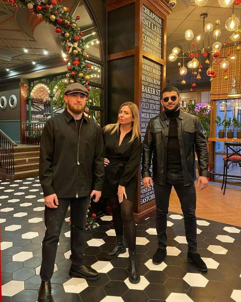 960x1200  Пин от пользователя Rita khaloian на доске Султан Лагучев❤️❤️ | Красивые  знаменитости, Знаменитости, Мужской стиль