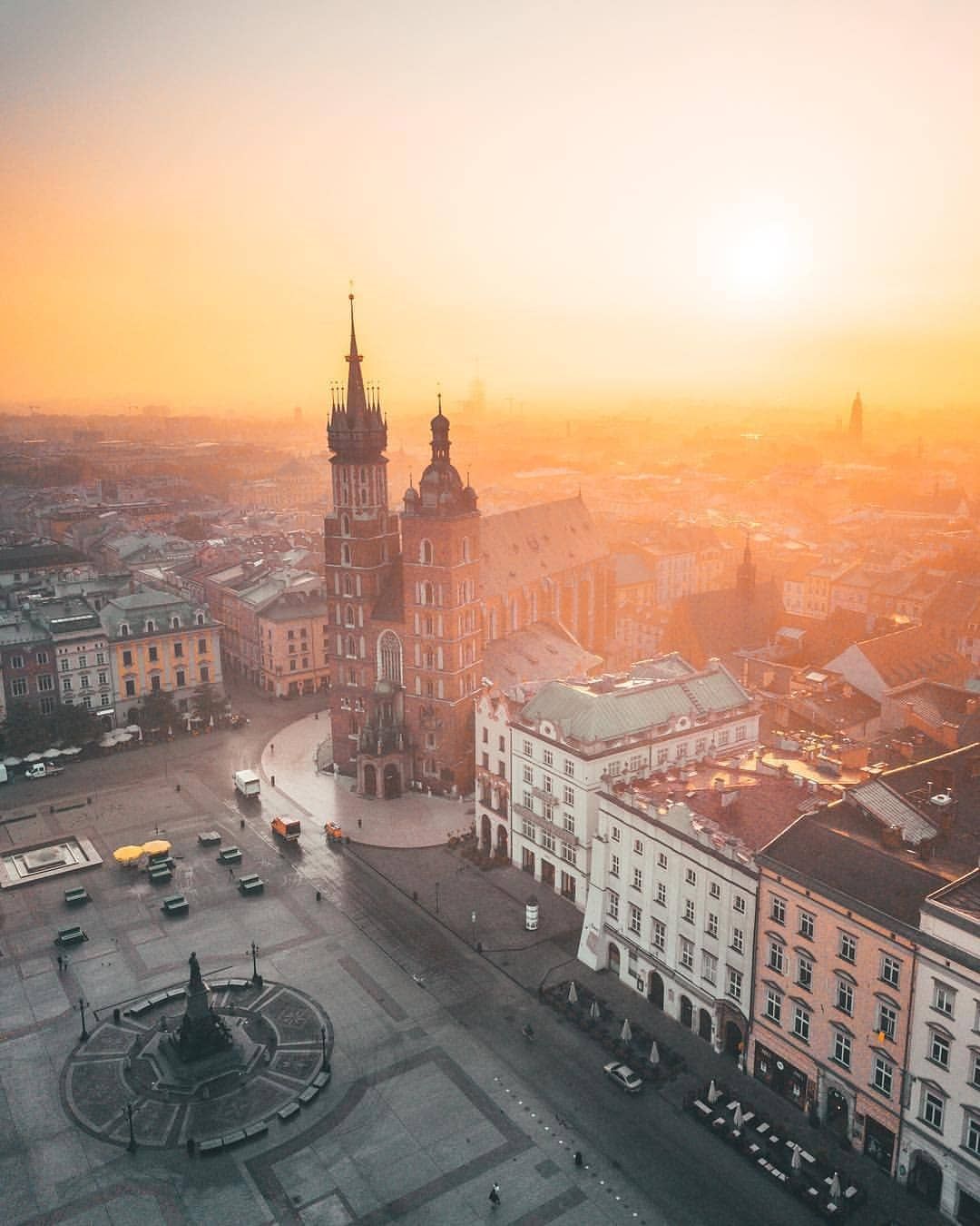 1080x1350   City Best Views?Городские виды в Instagram: «Krakow Poland ?? ? Краков Польша ??: @yantastic Follow @ ci… | Страхование путешествий Путешествие За границу 