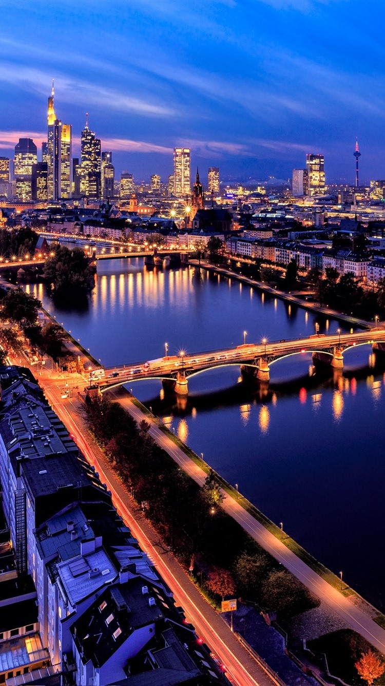 750x1334  Frankfurt Германия город ночь дороги река мост небоскребы огни 750x1334 iPhone 8/7/6 / 6S обои фоновое изображение image