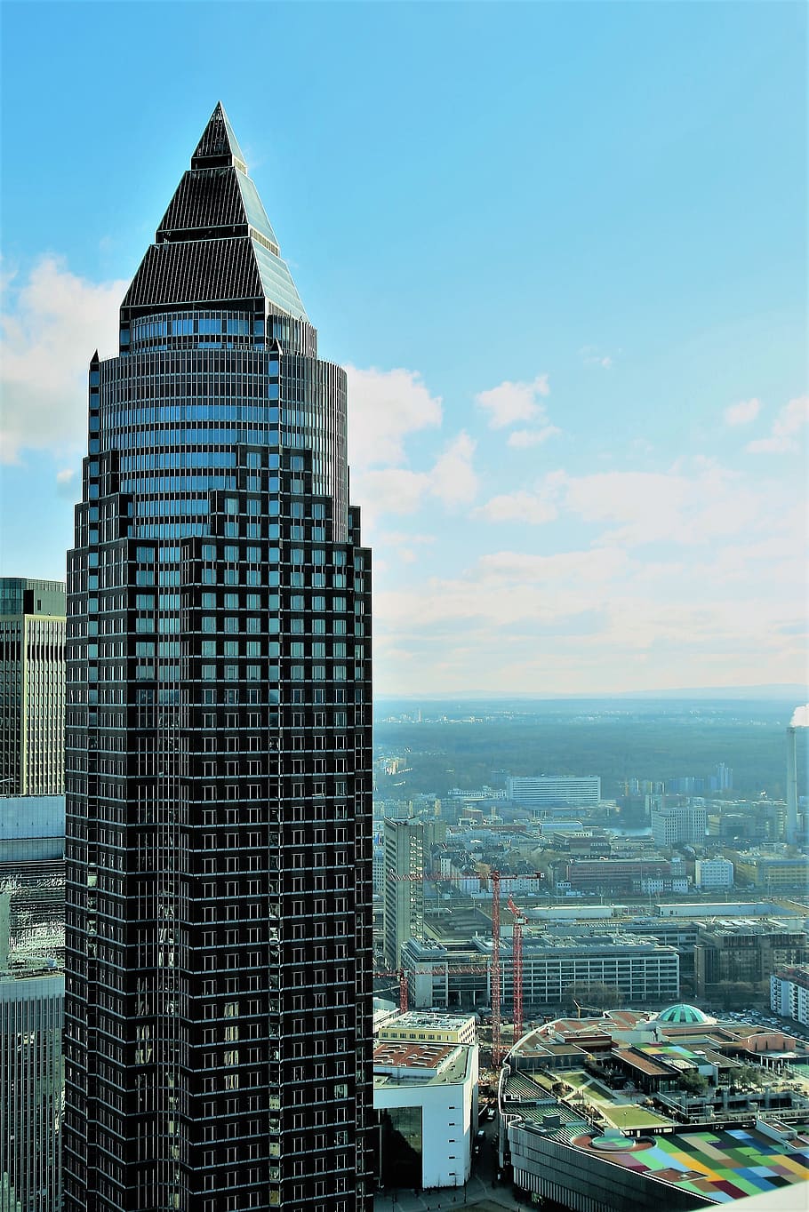 910x1364   HD обои: панорама небоскреба Франкфурта-на-Майне, Германия | Wallpaper Flare