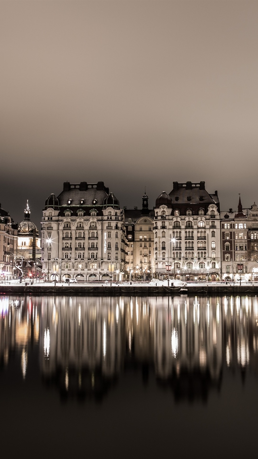 1080x1920  Wallpaper Швеция Стокгольм дома река вода отражение ночные огни 3840x2160 UHD 4K Изображение Image