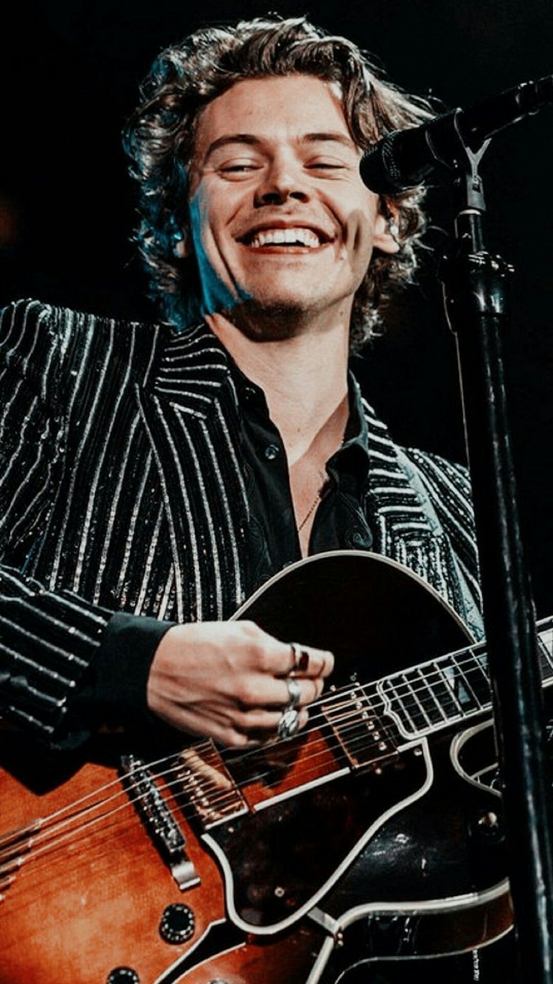 1080x1920 Harry Styles | Режим стилей Гарри. Стили Гарри с фотографиями. Стиль Гарри. Стиль Гарри. Обои обнаружены Паолой на телефоне We Heart It