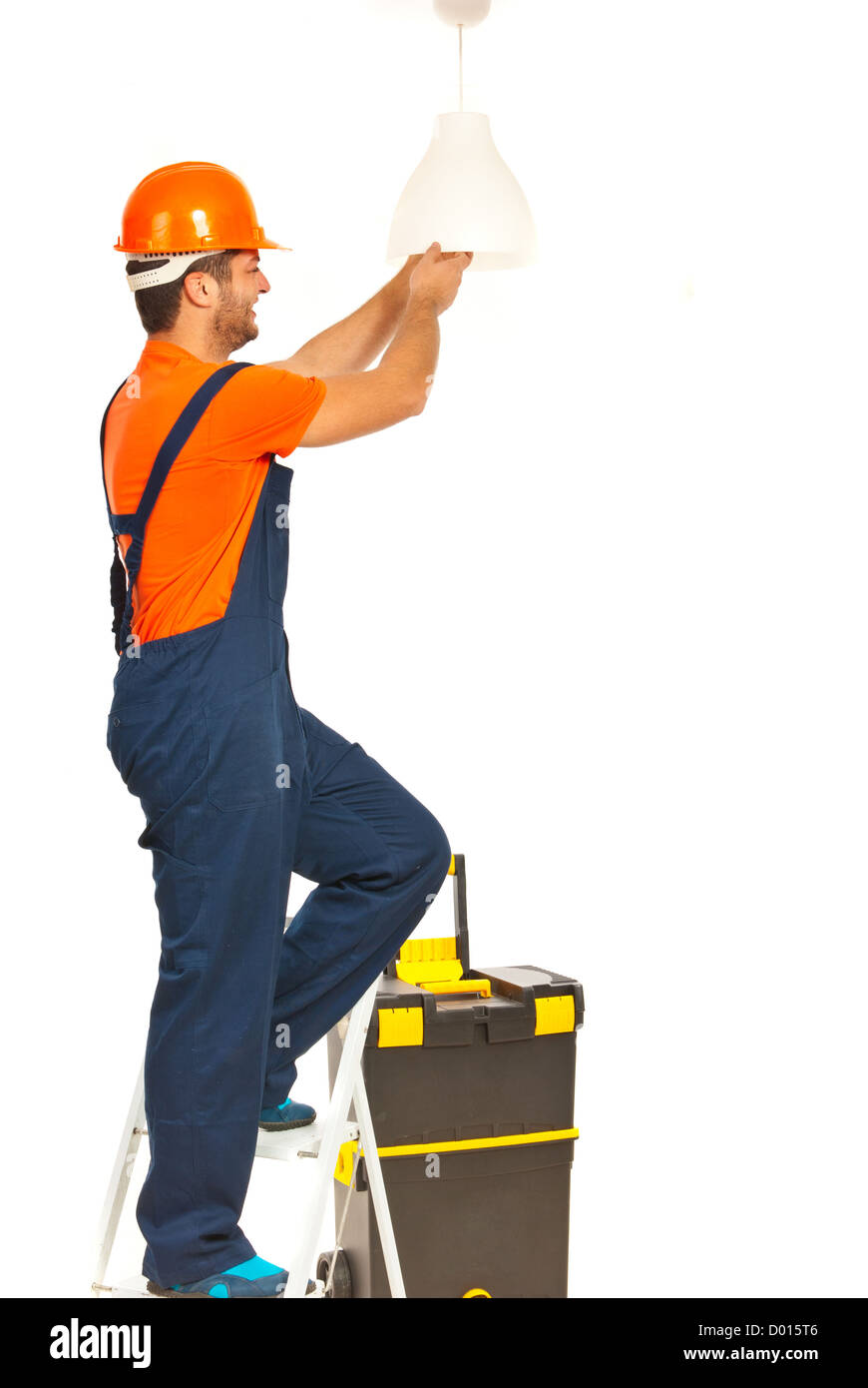 870x1390  Электрик -работник, работающий и изменяя лампочку, изолированную на белом фоне Stock Photo - Alamy