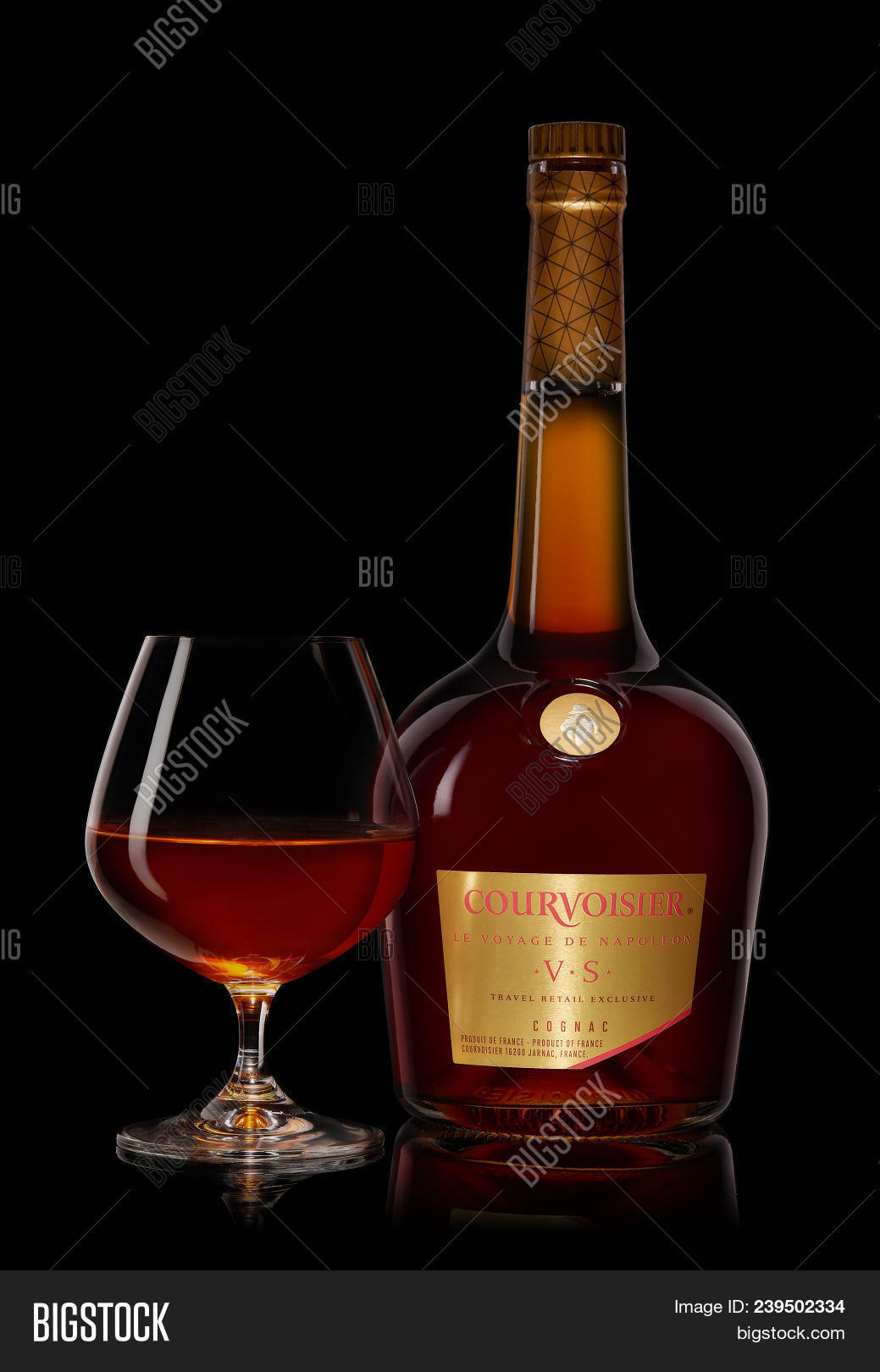 1039x1620  Бутылка коньяк изображение \ U0026 Фото (бесплатная пробная версия) | Бигсток