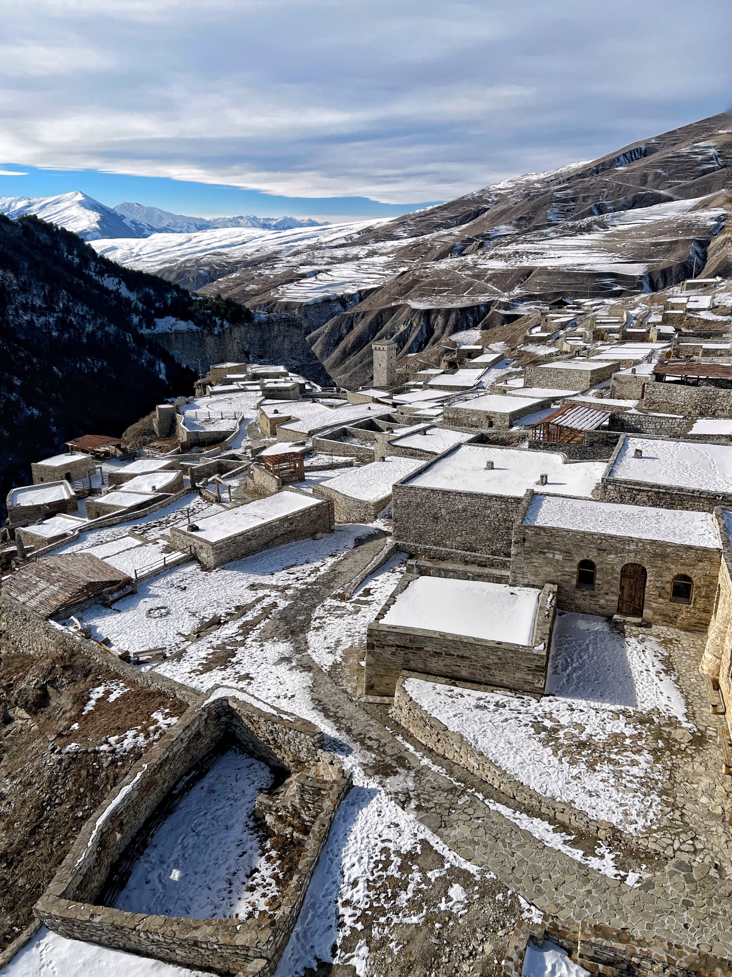 3024x4032  Фотографии Чечни, скачать лучшие бесплатные чечни Стоковые Фотографии \ U0026 HD Изображения