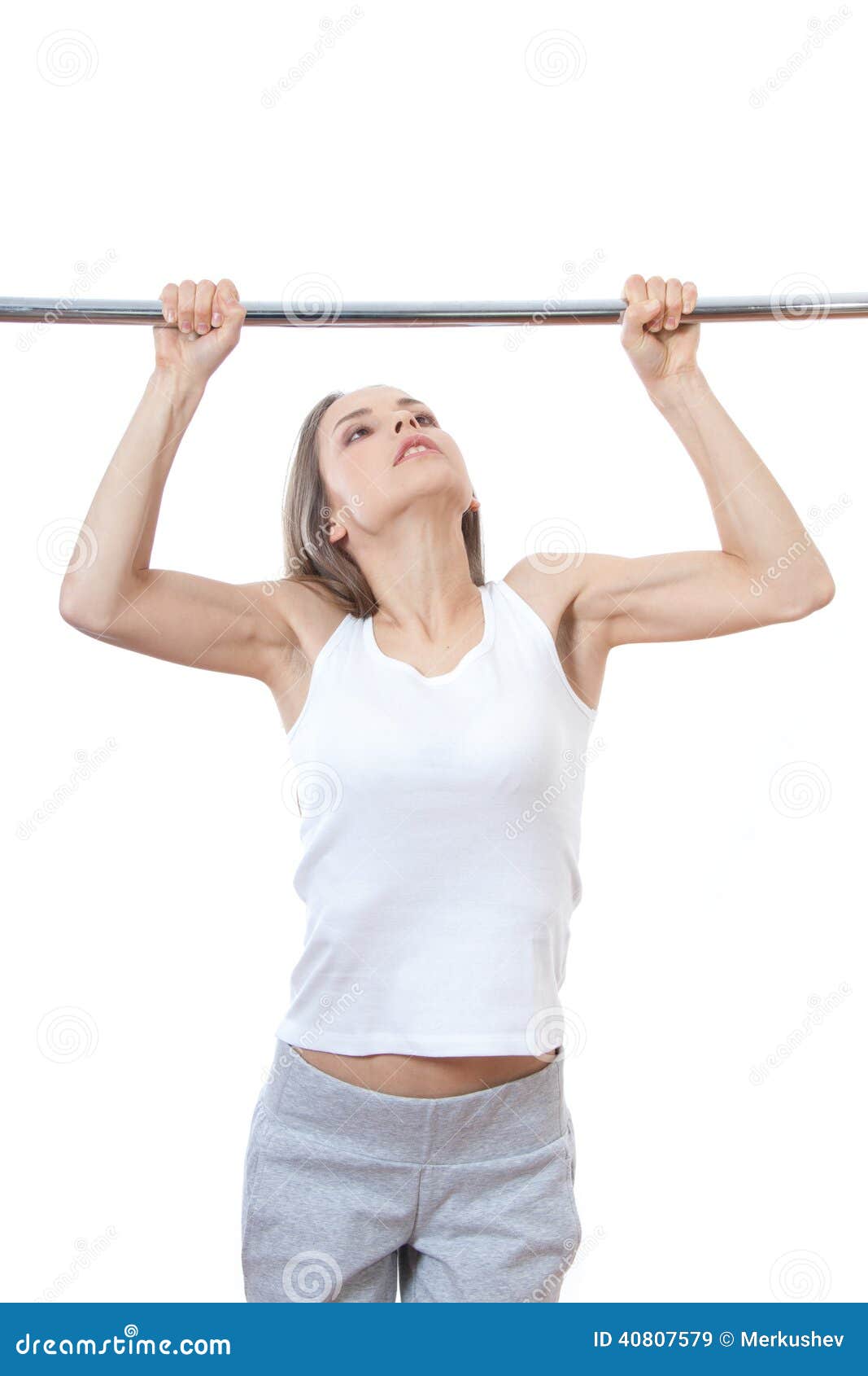 1067x1690  Женщина, занимающаяся упражнением на подтягивании стокового изображения - изображение кавказского, CrossFit: 40807579