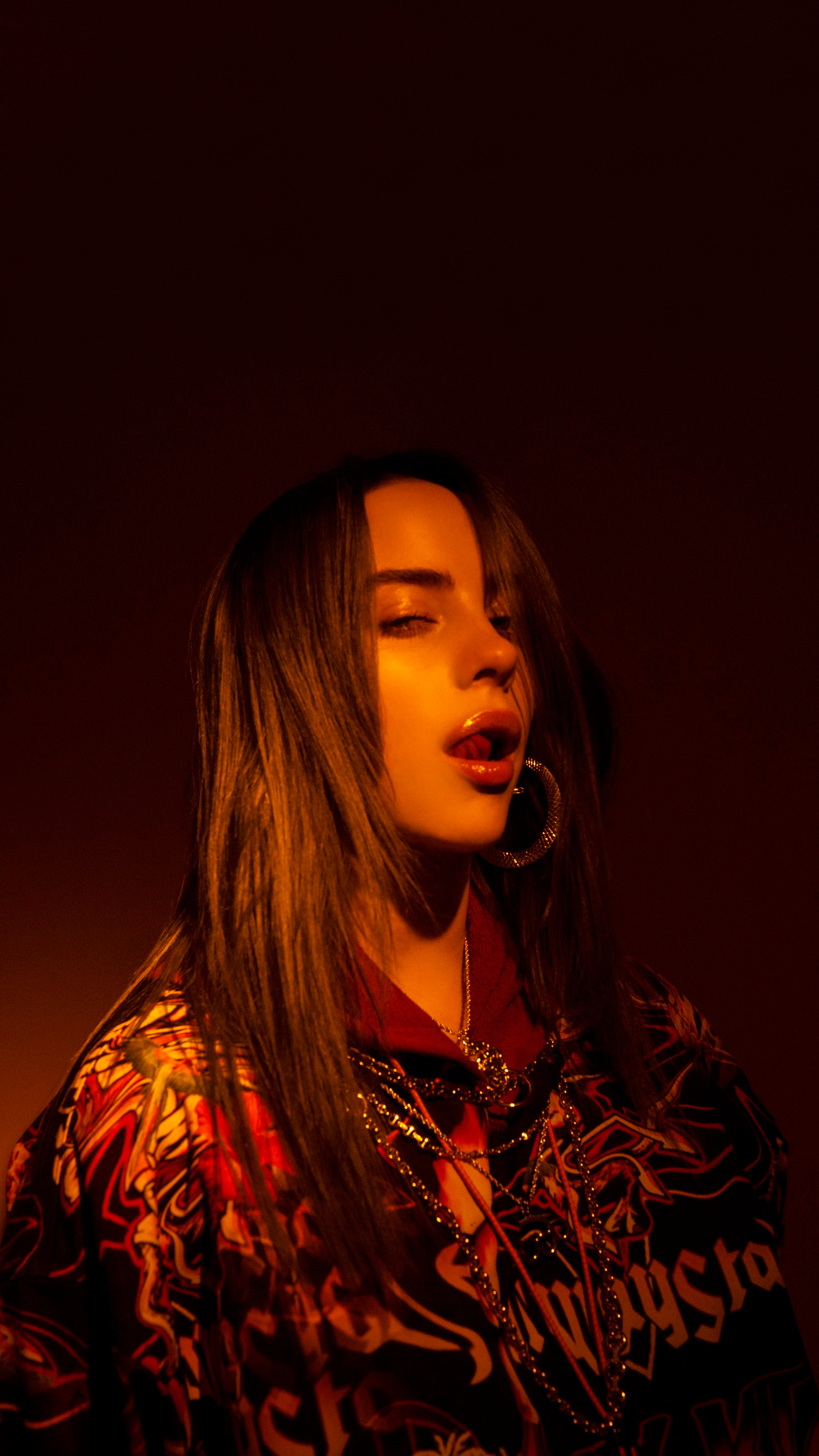 Телефон билли. Ногти билли айлиш. Телефон билли. Билли айлиш. Billie eilish wallpaper.