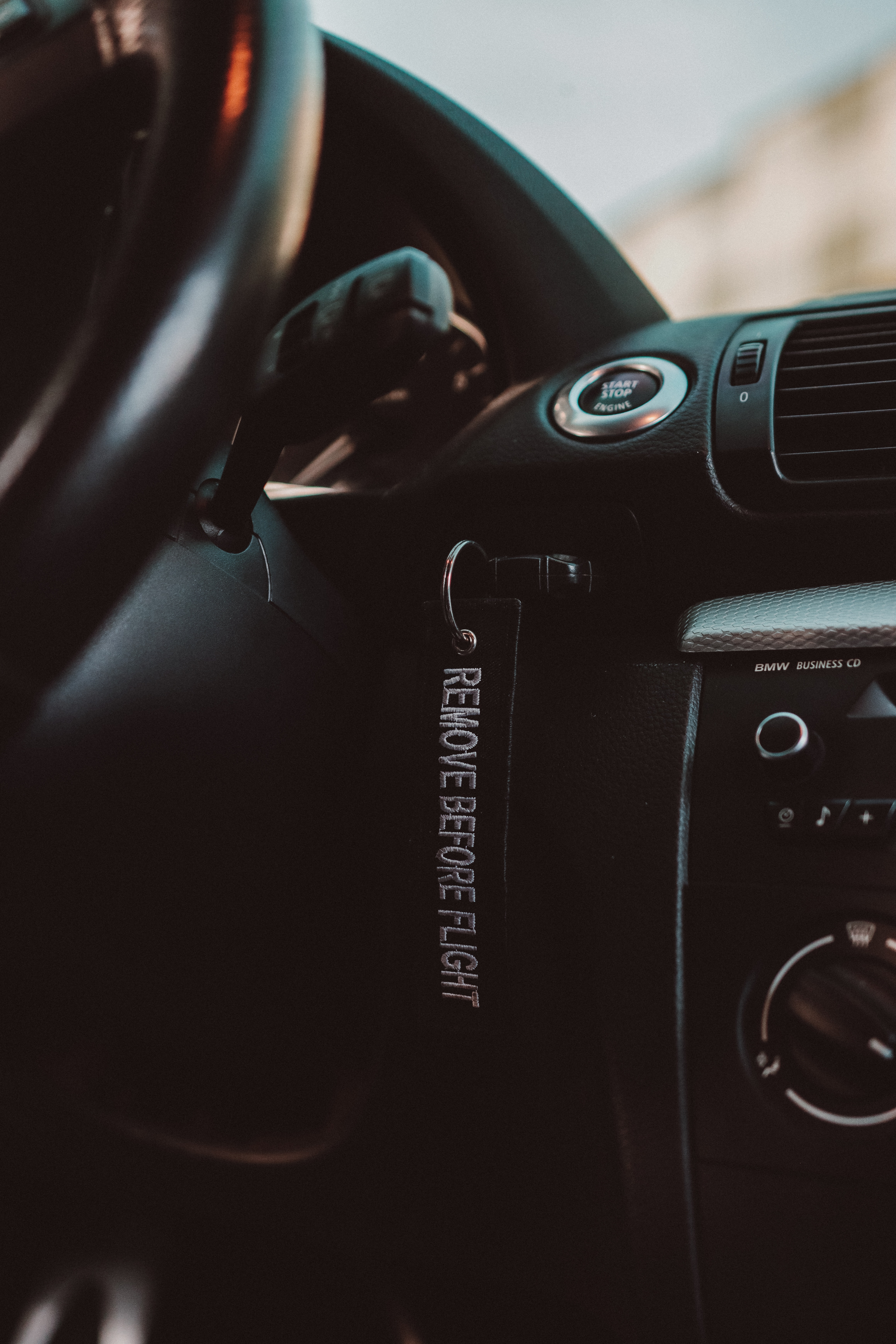 4640x6960  Внутри автомобильных фотографий, загрузите лучшие бесплатные картинки на автомобиле \ u0026 HD -изображения