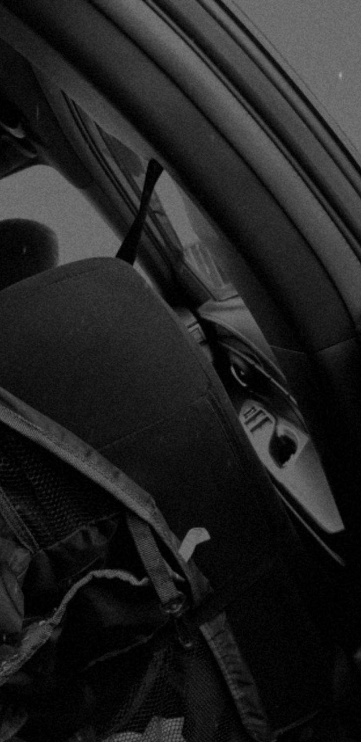 736x1512  Это внутри автомобиля | Дизайн, черный автомобиль, обои