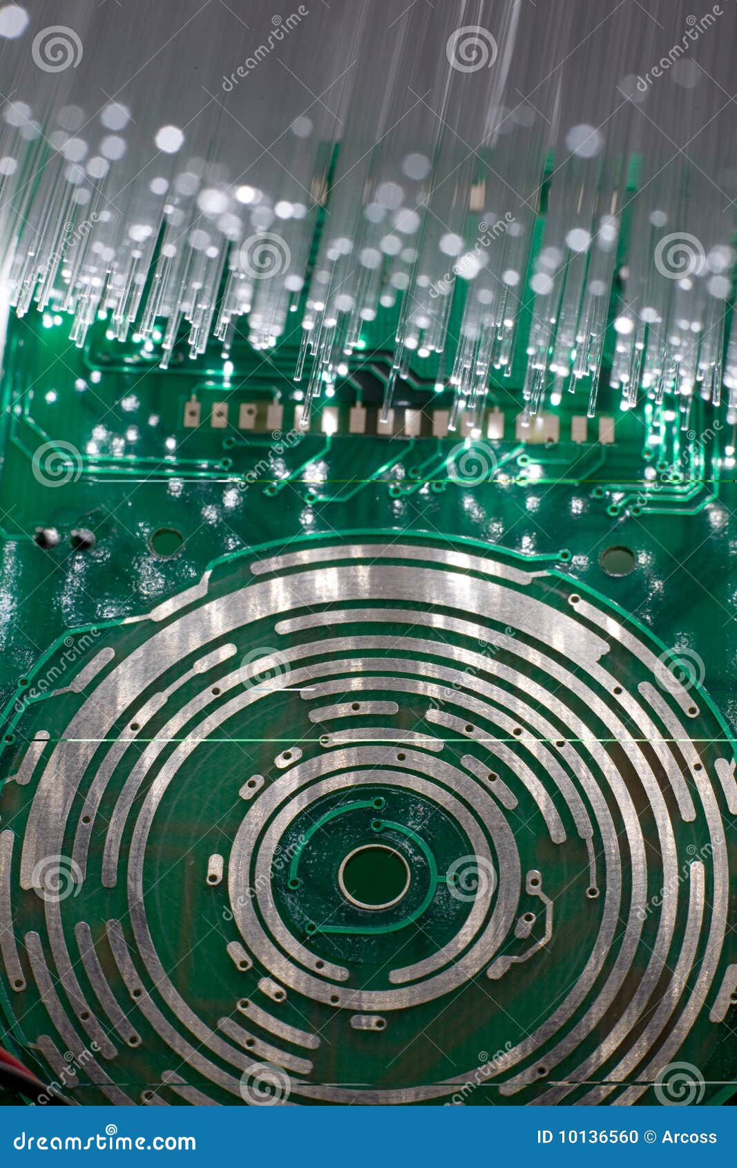 1067x1690  Высокотехнологичная технология фон стоковая фото - изображение абстрактного, чип: 10136560