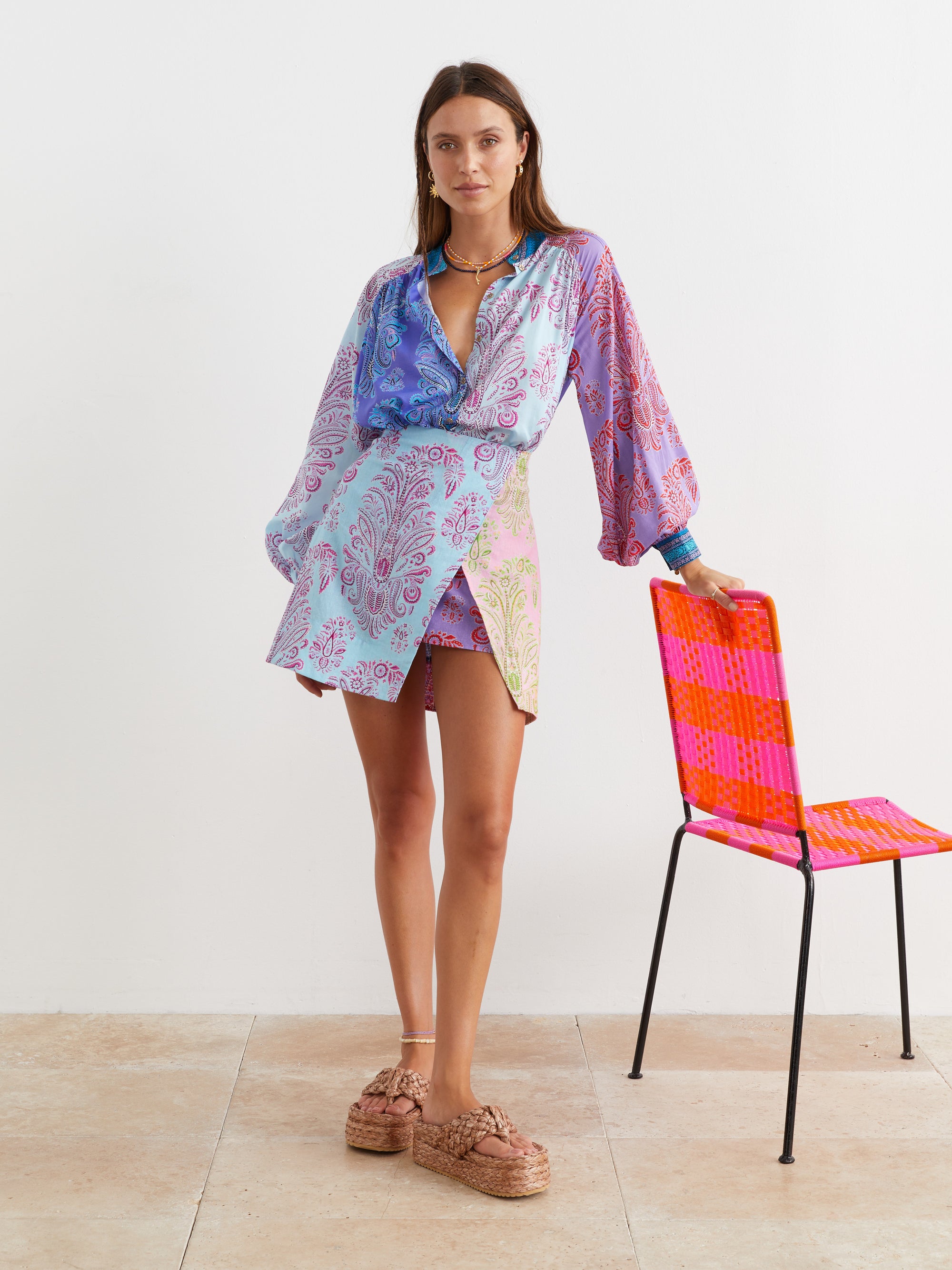 2000x2667  Обои сплит мини -юбки - Боте - плавание и пляж.