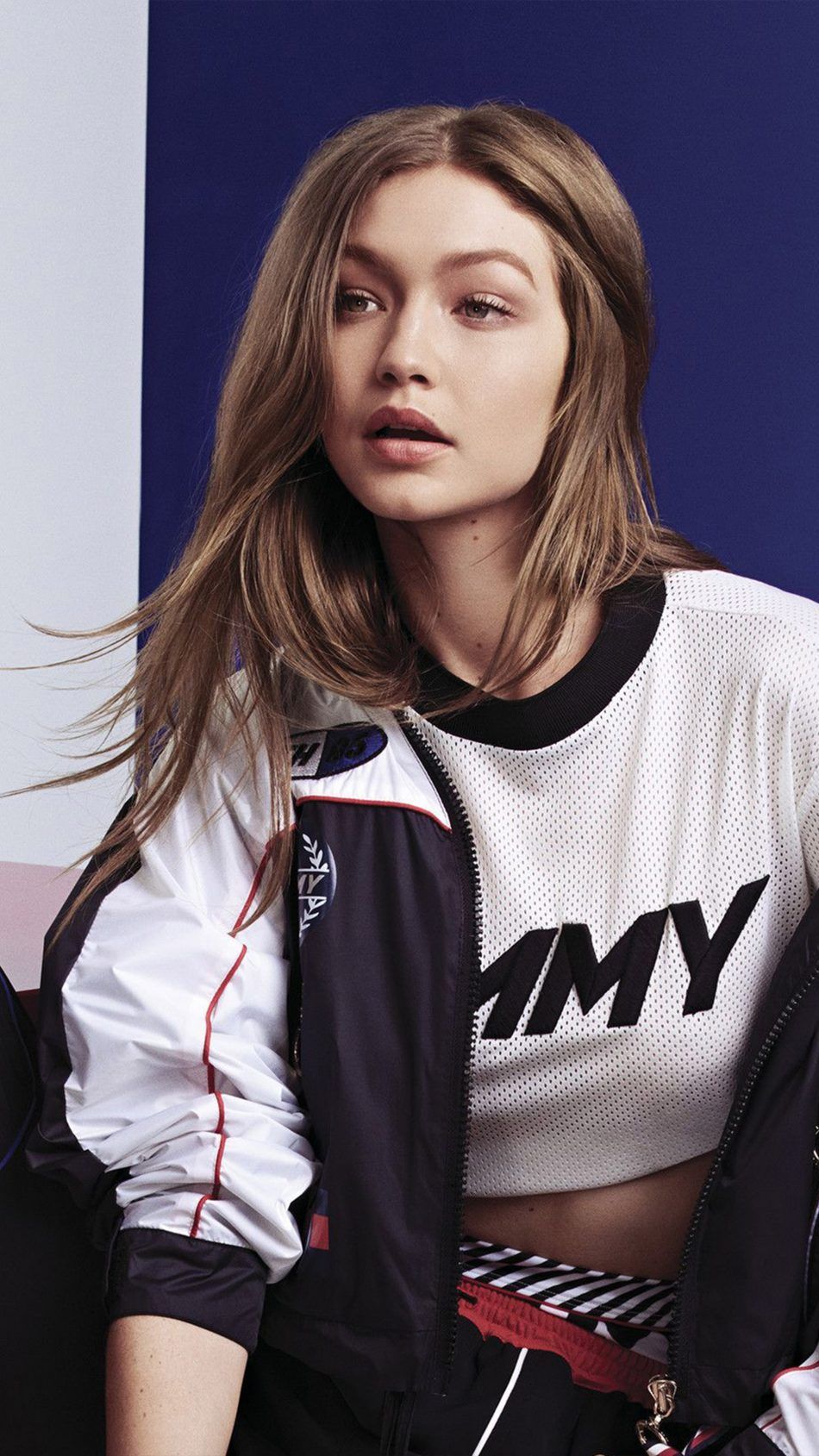 950x1689  Джиджи Хадид 4K Обои - верхний бесплатный фон Gigi Hadid 4K - WalpaperAccess