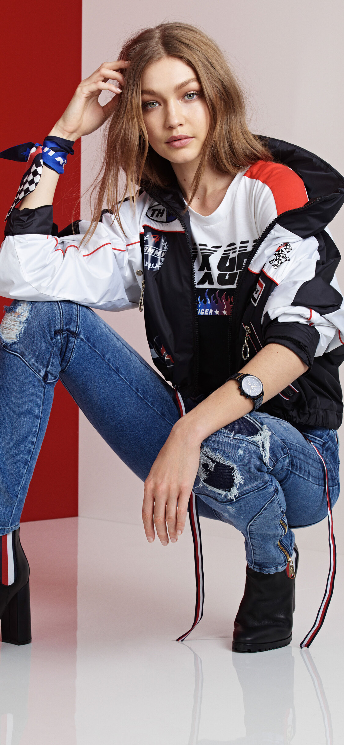 1125x2436  1125x2436 Gigi Hadid 2018 Новый iPhone XS, iPhone 10, iPhone X HD 4K Обои, изображения, фоны, фотографии и картинки