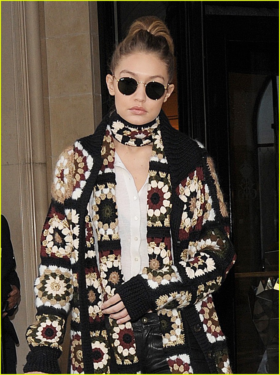 913x1222  У Джиджи Хадид есть фотография Зейна Малика в качестве ее телефона: фото 3556172 | Джиджи Хадид, Зейн Малик Фото | Просто Джаред: Новости развлечений