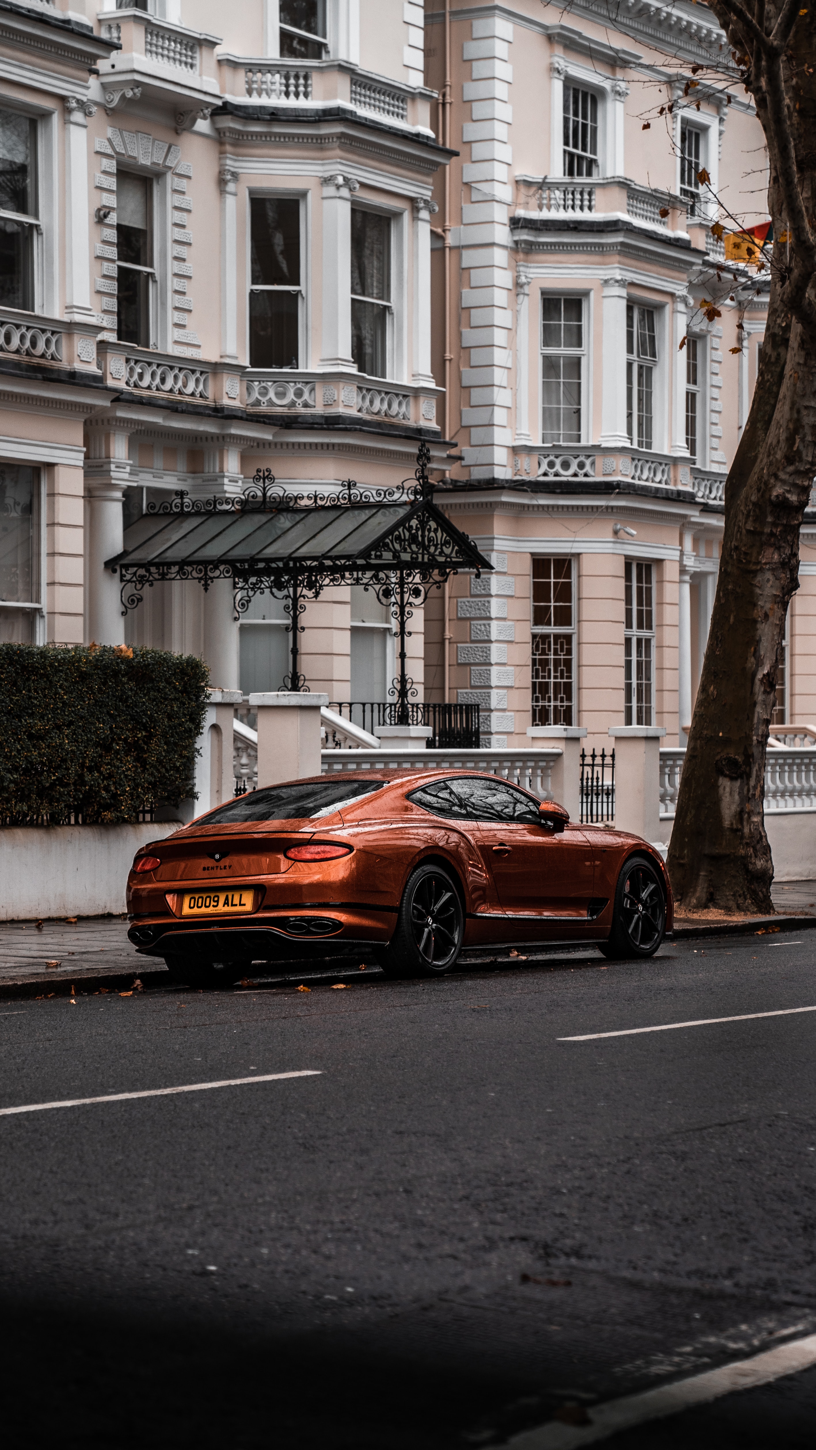 2835x5040  Bentley Continental GT Pictures | Скачать бесплатные изображения на Unsplash