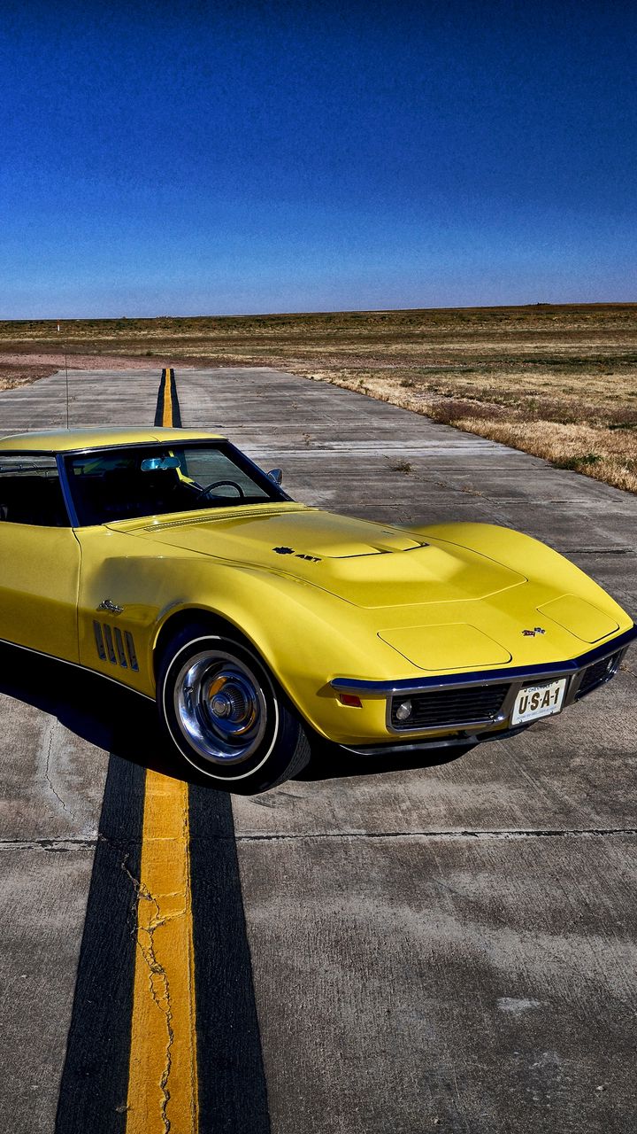 720x1280  Скачать обои 720x1280 Chevrolet, Corvette, 1969, Yellow Samsung Galaxy Mini S3, S5, Neo, Alpha, Sony Xperia Compact Z1, Z2, Z3, Asus Zenfone HD фон