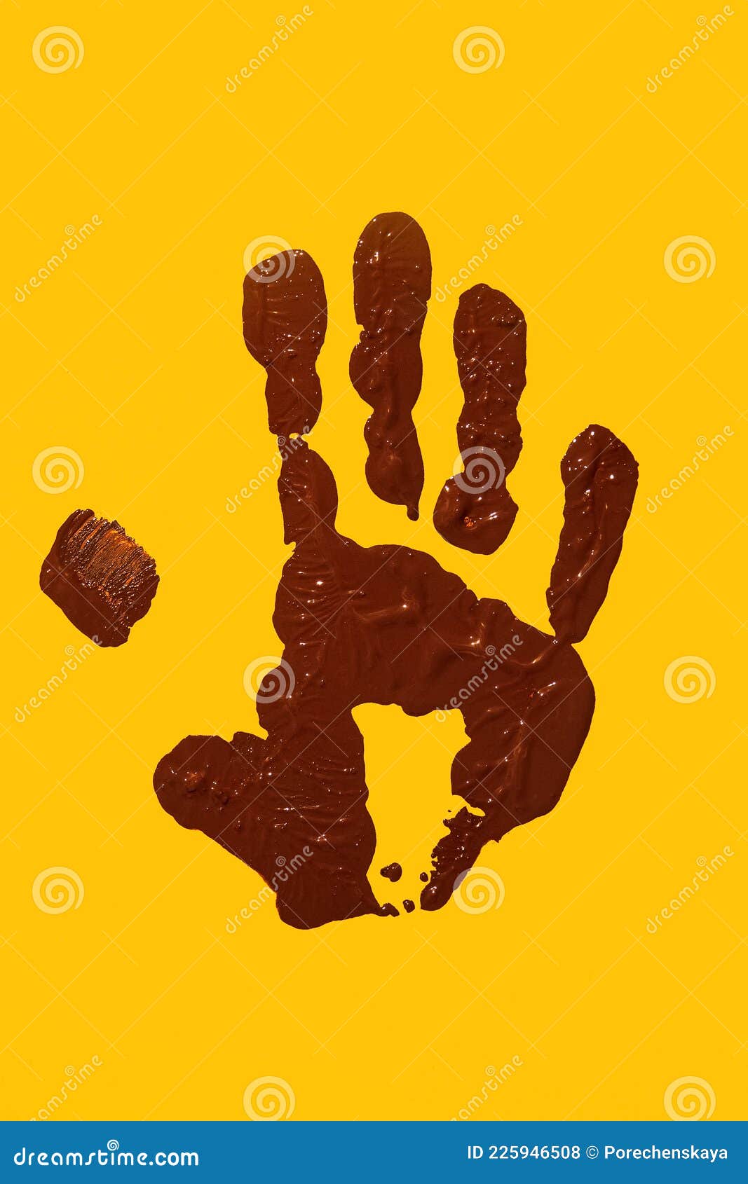 1067x1690  Шоколадный отпечаток ручной работы на желтом фоне. Cacao Lover Styly Wallpaper Stock Photo - изображение доставки, Рождество: 225946508