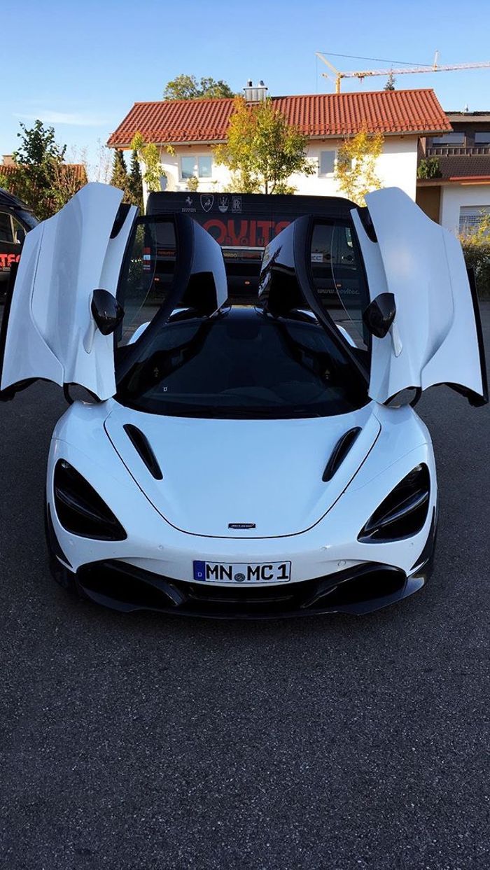 700x1243  McLaren 720S Телефон Обои - Top Free McLaren 720S Телефон